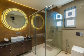 StayVista's Francolin Farmstay - Sohna - 5BHK with Infinity Pool & Jacuzzi - Image 3