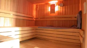 Spettacolare appartamento adatto alle famiglie con sauna e giardino - Image 3
