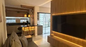 Refúgio moderno com piscina privativa perto do mar - Image 2
