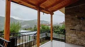 Stone Guesthouse Kajo Roshnik - Image 2