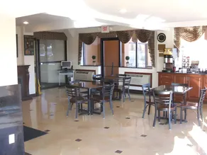 A VICTORY INN - WEST DEARBORN - Image 2
