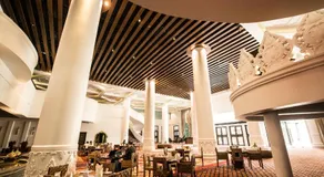 Rose Garden Hotel - Image 2