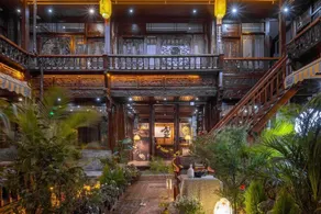 Floral·Lijiang Ancient Town and Road Inn - Image 2
