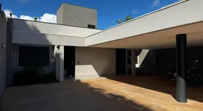 Suite de Luxo Parque dos Poderes com Sauna 01 - Image 3