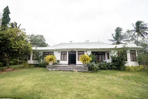 Man Mountain Villa - Image 3
