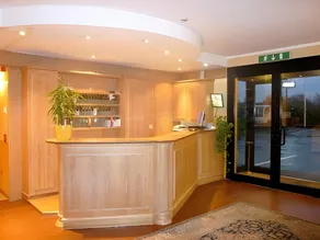 Hotel Ascot - Image 2