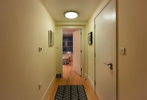 Modern Apartment in Central London By River Thames - Image 4