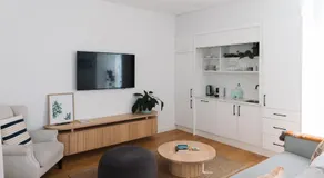 Stay by the sea in a luxe retreat - Image 2