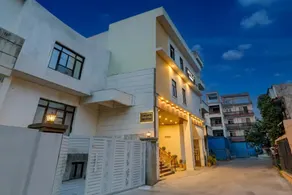 Super OYO Hotel O Indira Nagar - Image 2