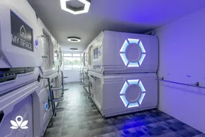 ZEN Rooms My Space Capsule Hotel - Image 5