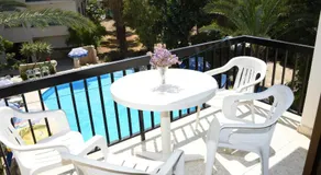 Odysseas & Eleni Hotel Apartments - Image 4