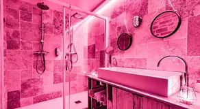 "glamappartspa" Chalet Cosy, Chill & Parking - Image 2