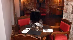 The Wallace Steakhouse with Rooms - Image 3