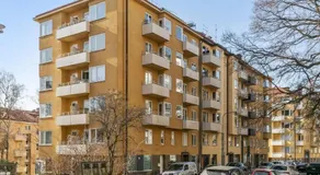 Central Stockholm 2 bedroom & FREE AIRPORT PICK UP - Image 2