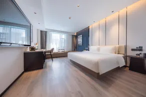 Atour Hotel Wuhan Optics Valley Square Yangjia Bay - Image 2