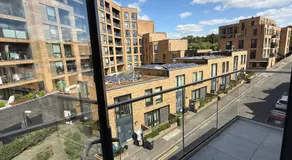 Stylish Penthouse 5-Bed Duplex - Image 5