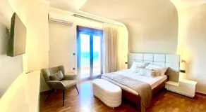 Presidential Sea View - Image 2