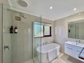 Comfy Cove - Image 2