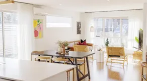 Cozy Home Close to Beach and Hobart CBD - Image 2