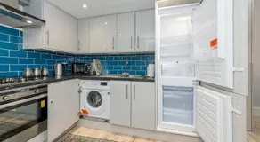 Pass the Keys Brand-New Trendy 2BR in the Vibrant Town Centre - Image 5