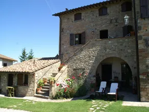 Holiday Home in Montone with Pool  Garden - Image 3