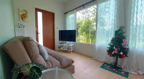 Cozy Tiny House Nature Retreat with Mountain Views - Image 2