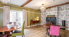 No93 Boutique Guest House - Image 2