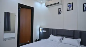 Hotel Radhe - Image 2