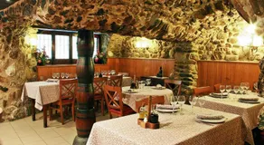 Hotel-Restaurante La Quadra - Image 4