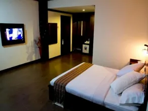 Sulthan Hotel International - Image 2
