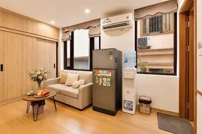 22Housing luxury Hotel & Residence 39 Linh Lang - Image 4