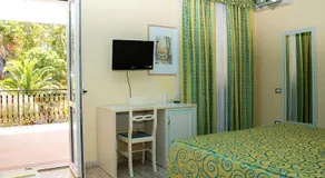 Hotel Villa Aurora - Image 2