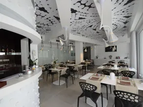 QuiHotel - Image 2
