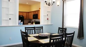 Charming home in heart of St Joseph 30 Plus days - Image 5