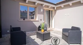 Domo San Leone Uta - Guest House Storica con Vasca Idromassaggio, Giardino e Parcheggio Privato - Image 3