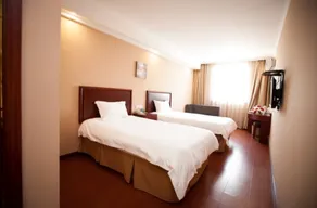 GreenTree Inn zhenjiang Nanmenwai Street Shell Hotel - Image 3