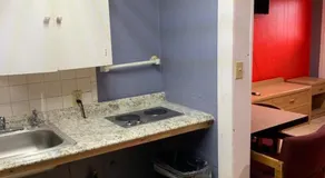 Economy Inn - Image 3