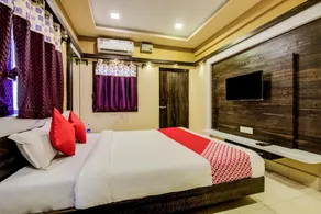 OYO 37339 Hotel Grand Murud - Image 2