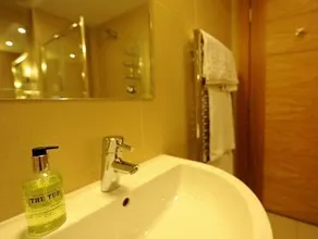 Craigmhor Lodge & Courtyard - Image 4