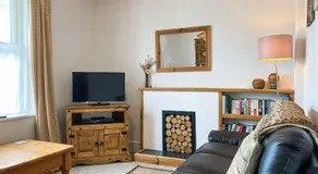 Dolphin Cottage - Image 2