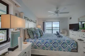 Anna Maria Island Beach Palms 2B - Image 2
