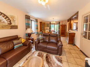 Magnificent home in Tilf with garden - Image 2