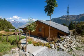 Chalet Belle Roche Recently renovated Jacuzzi - Image 4