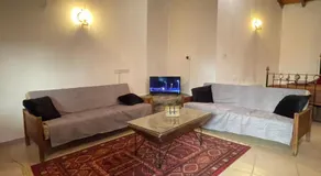 House No9 - Studio - Image 4