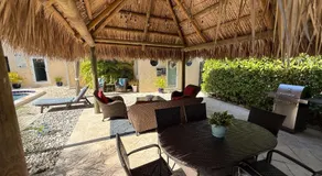 Beach Aqualina Apartments - Image 5