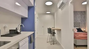 Cozy and stylish 1-bedroom apartment - Image 4