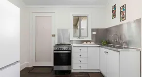The Golden Key Henley Beach - Image 3