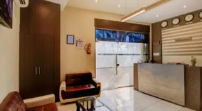 Hotel Emerald Near T2 International Airport Mumbai - Image 3