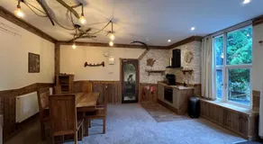 Explorers Retreat Matlock Bath - Image 3