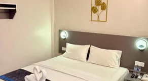 Hotel First Garden by StayZy - Image 4